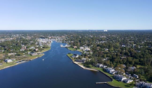 Bay Shore, NY